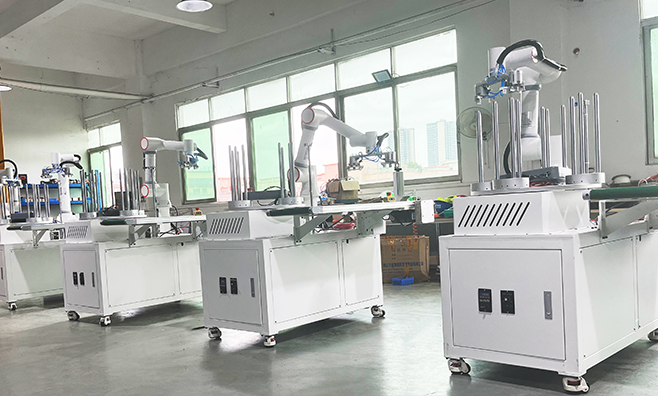 機(jī)器人料倉(cāng)一體機(jī)——旋轉(zhuǎn)料倉(cāng)